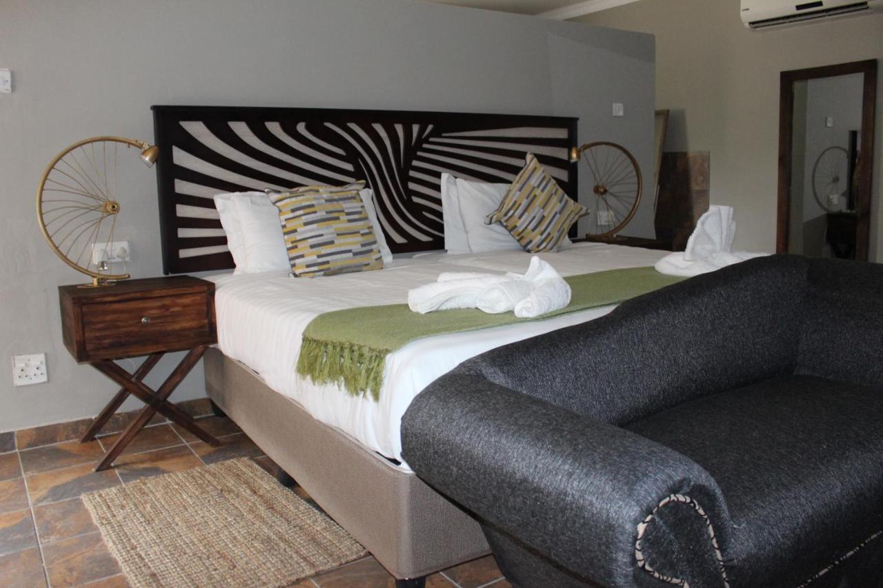 Rivermews Hotel And Spa Maun Exterior photo