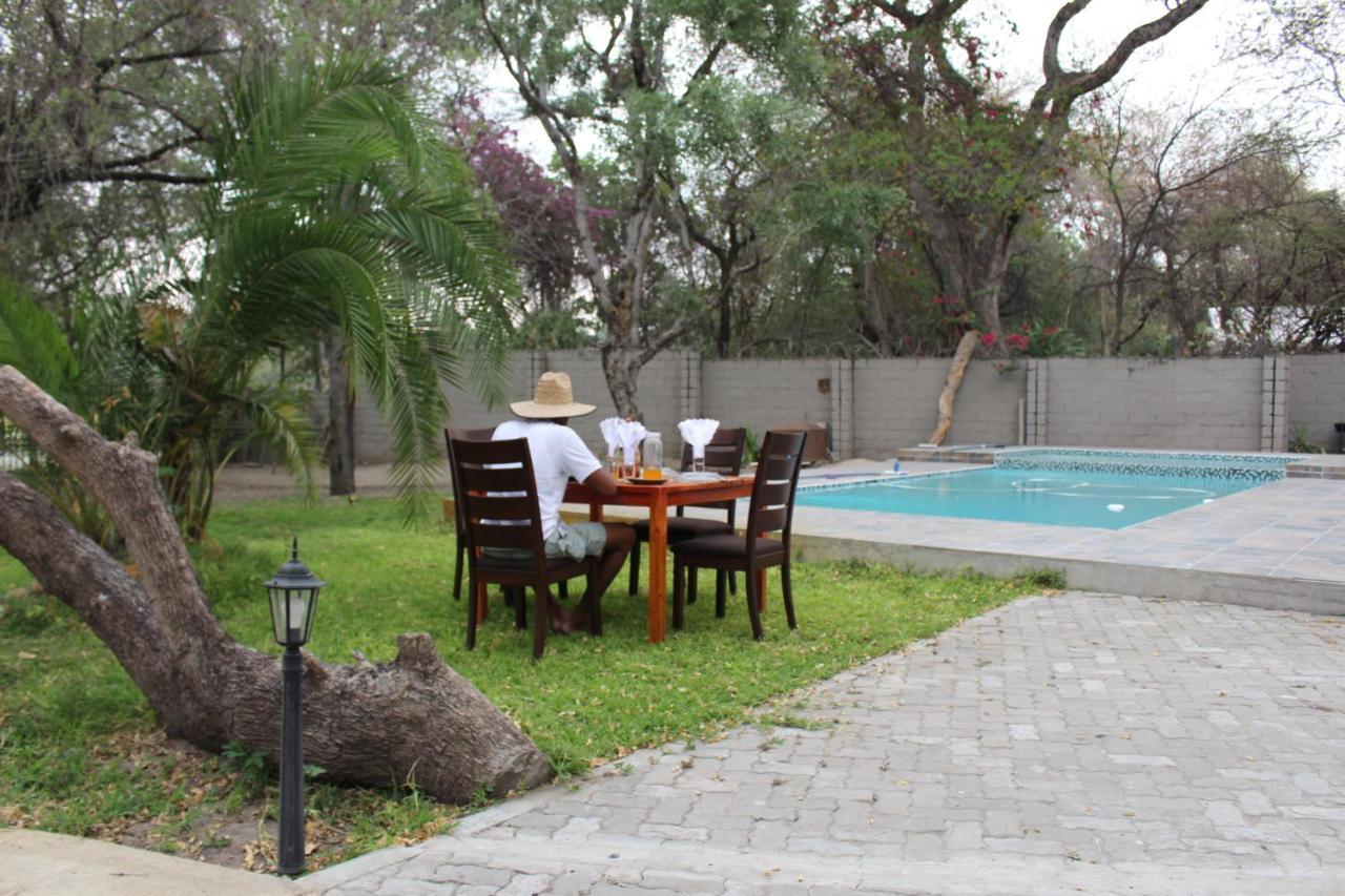 Rivermews Hotel And Spa Maun Exterior photo